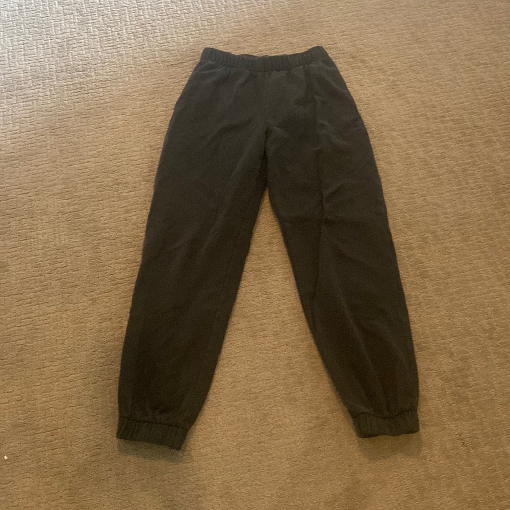 Black brandy sweats